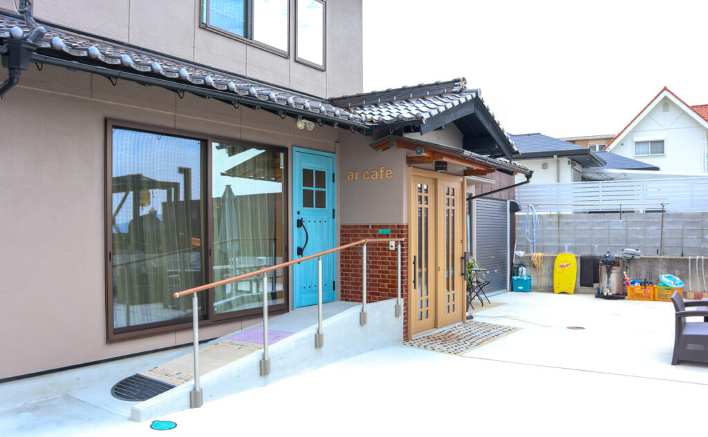 R185/ai cafe 店舗